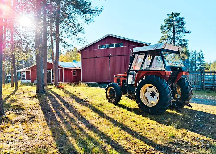 Authentic Countryhouse At The Reindeer Farm