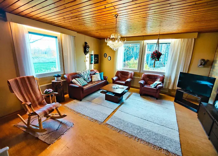 Authentic Countryhouse At The Reindeer Farm